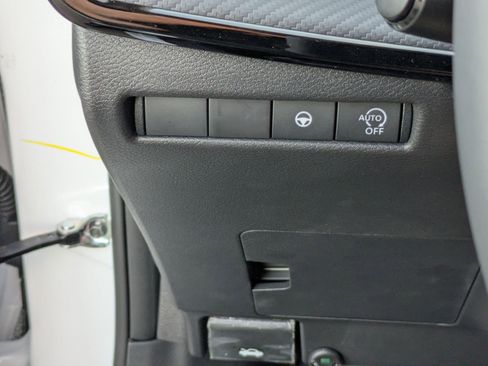 New 2026 Nissan Kicks SR FWD image 12