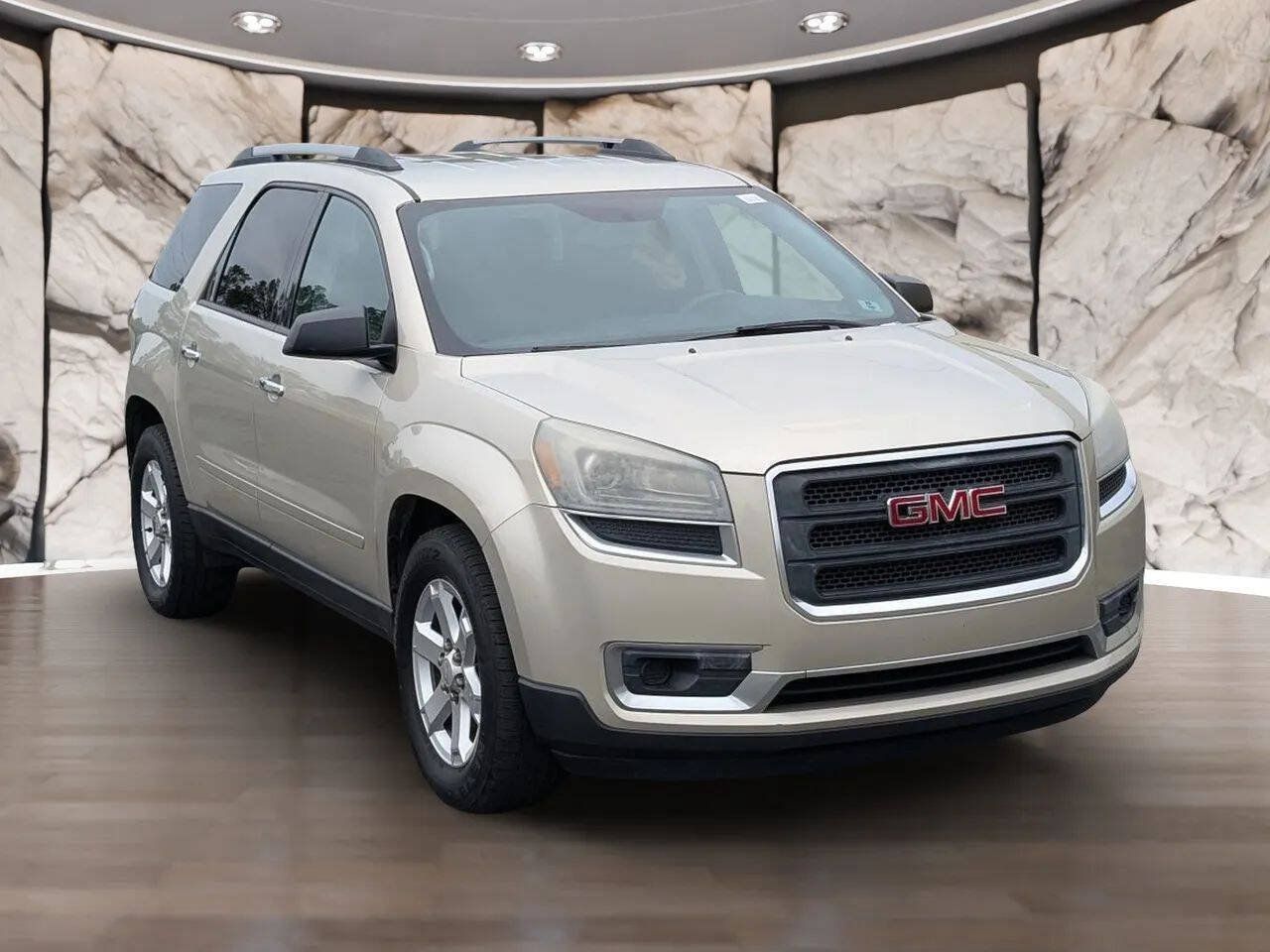Used 2013 GMC Acadia SLE FWD image 16