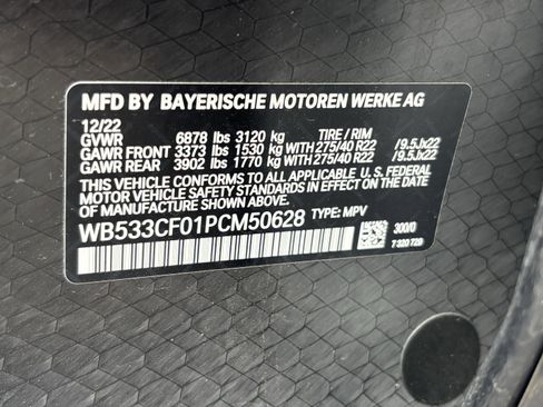 Used 2023 BMW iX M60 w/ Executive Package image 36