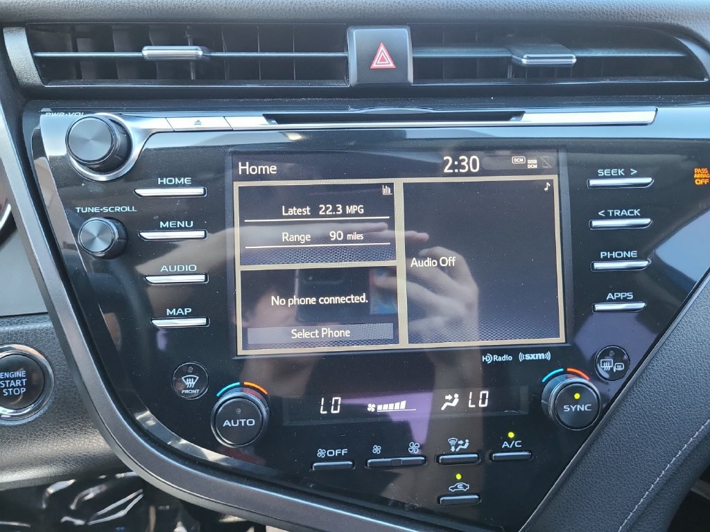 Used 2019 Toyota Camry XSE FWD image 13