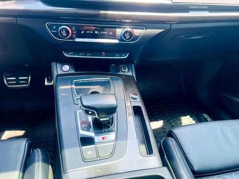 Used 2019 Audi SQ5 Premium Plus w/ Premium Plus Package image 37