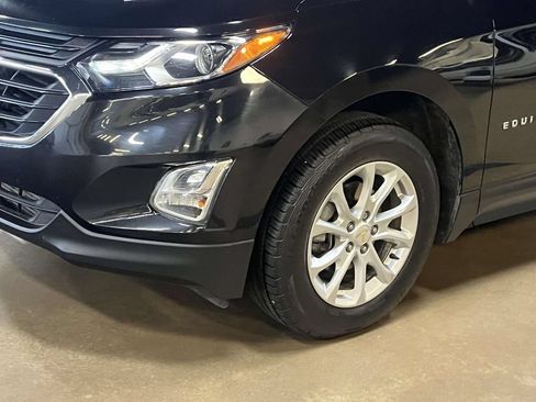 Used 2020 Chevrolet Equinox LS AWD/4WD image 8