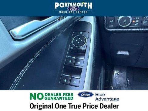 Used 2022 Ford Explorer XLT w/ Equipment Group 202A image 29