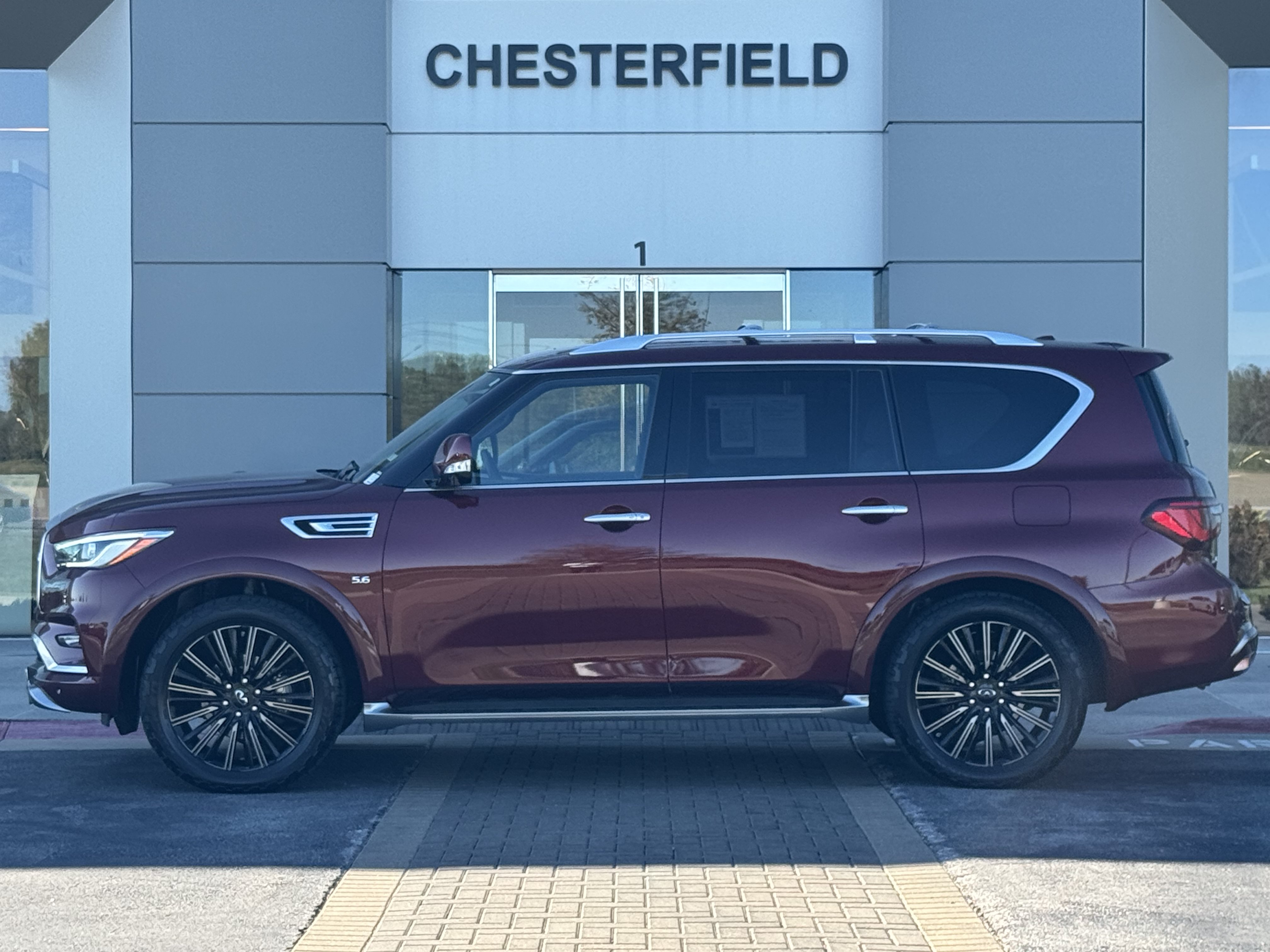 Used 2020 INFINITI QX80 Limited w/ All-Season Package AWD/4WD image 6