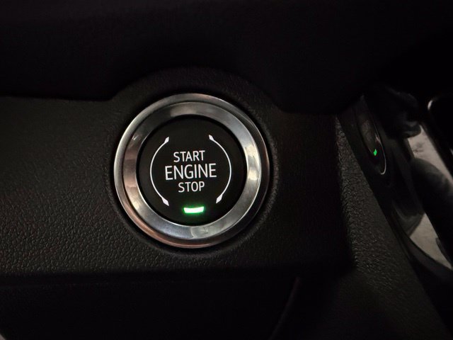 Certified 2026 Chevrolet Traverse LT w/ Driver Confidence Package FWD image 13