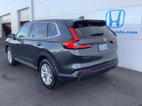 Certified 2025 Honda CR-V EX image 4