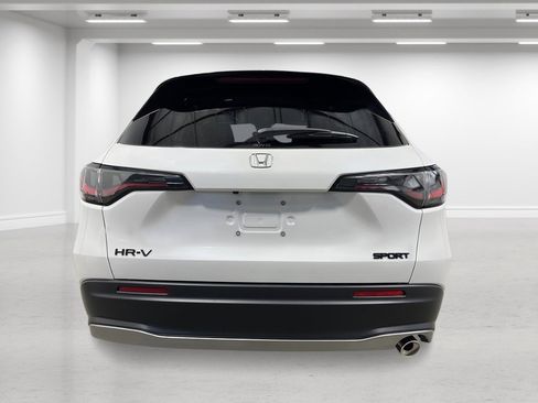 New 2026 Honda HR-V Sport image 4