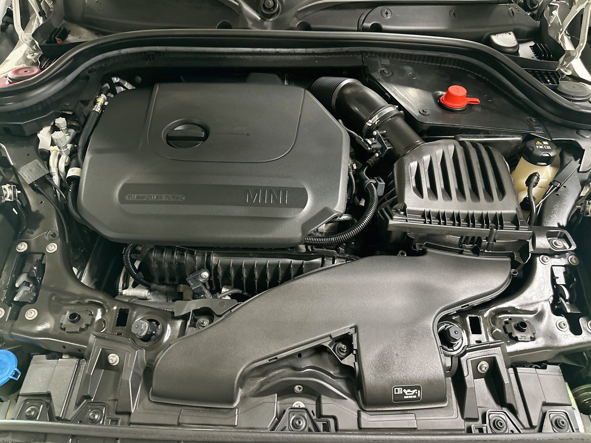 Certified 2024 MINI Cooper Convertible FWD image 29
