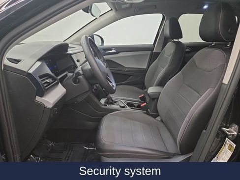 Used 2022 Volkswagen Taos SE w/ Panoramic Sunroof Package image 15