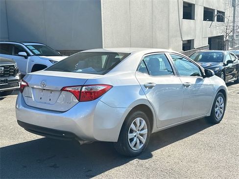 Used 2014 Toyota Corolla LE image 4