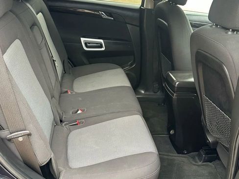 Used 2015 Chevrolet Captiva Sport LS image 12