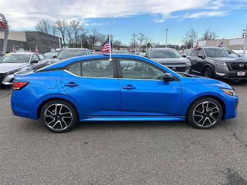 Certified 2024 Nissan Sentra SR w/ SR Premium Package image 4