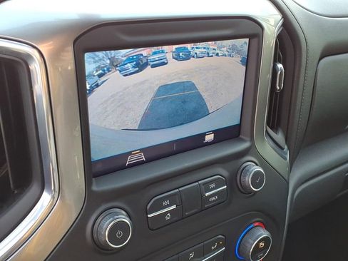 Used 2022 Chevrolet Silverado 1500 LT Trail Boss w/ Bed Protection Package image 23