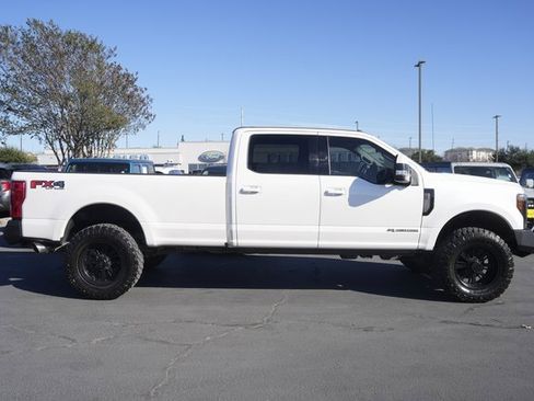 Used 2018 Ford F350 Lariat w/ Lariat Value Package image 5