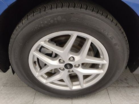 Used 2024 Ford Edge SEL image 31