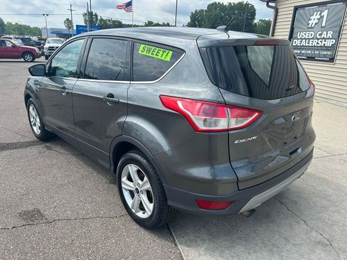 Used 2016 Ford Escape SE AWD/4WD image 7