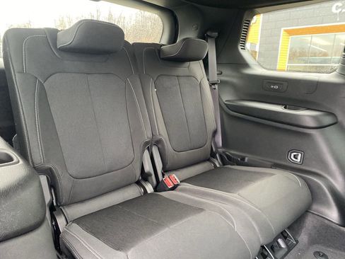 New 2026 Jeep Grand Cherokee L 4WD image 13