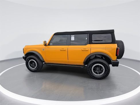 Used 2022 Ford Bronco Outer Banks w/ Sasquatch Package image 6