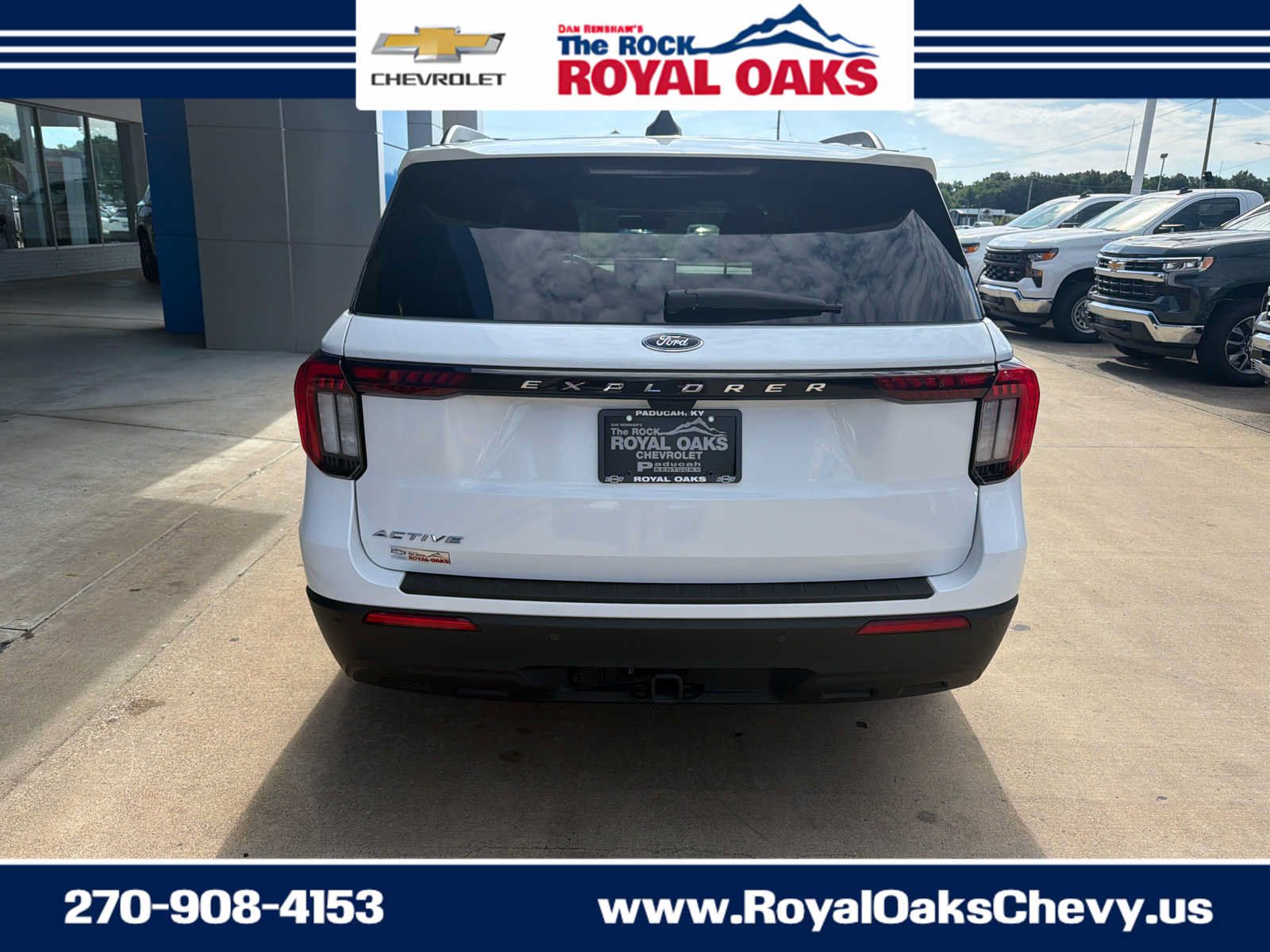 Used 2025 Ford Explorer Active RWD image 4
