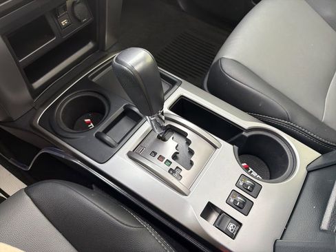 Used 2023 Toyota 4Runner SR5 Premium image 33