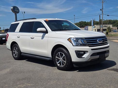 Used 2018 Ford Expedition XLT RWD image 7