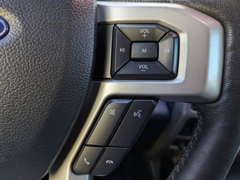 Used 2018 Ford F150 Lariat w/ Equipment Group 502A Luxury image 22