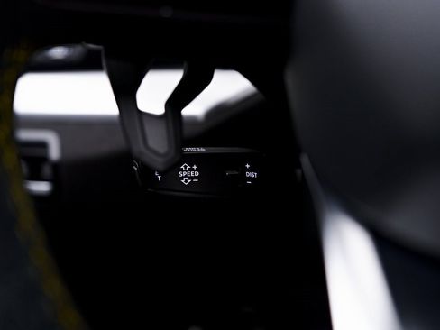 Used 2021 Lamborghini Urus image 64