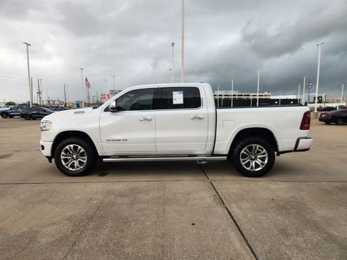 Used 2021 RAM 1500 Limited w/ Body Color Bumper Group image 4