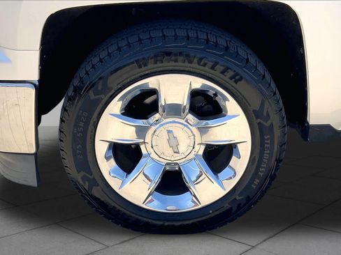 Used 2014 Chevrolet Silverado 1500 LTZ Z71 w/ LTZ Plus Package AWD/4WD image 10