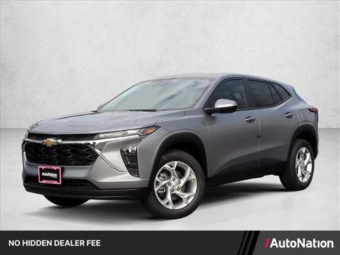 New 2026 Chevrolet Trax LS w/ LS Convenience Package FWD image 1