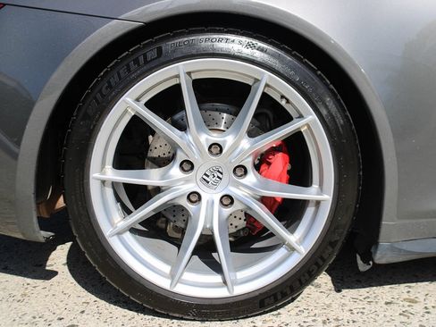 Used 2013 Porsche 911 Carrera 4S AWD/4WD image 36