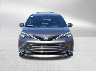 Certified 2024 Toyota Sienna Platinum video 2