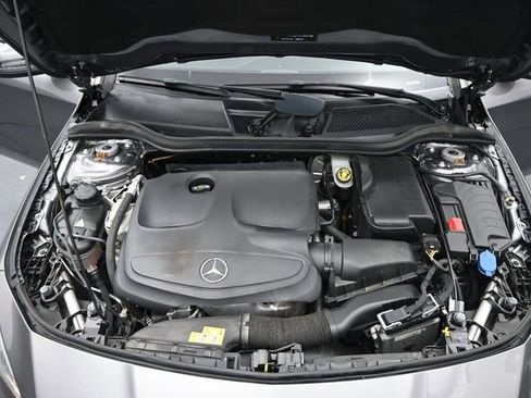 Used 2018 Mercedes-Benz CLA 250 image 22