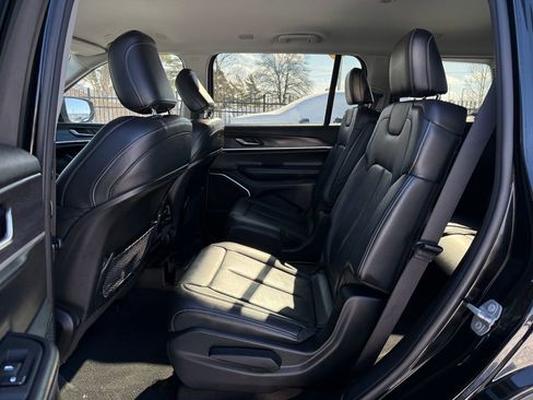 Used 2021 Jeep Grand Cherokee L Limited image 17