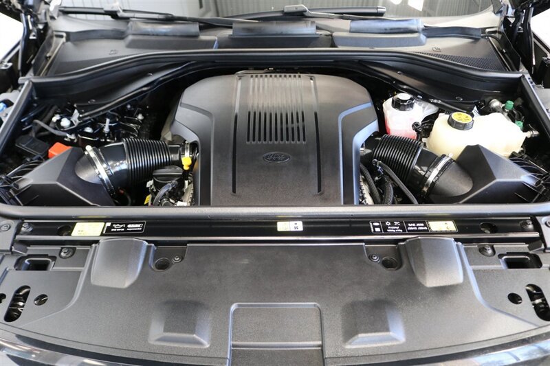 Used 2025 Land Rover Range Rover Long Wheelbase Autobiography AWD/4WD image 65