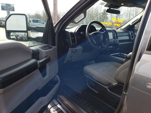 Used 2021 Ford F350 XLT w/ XLT Premium Package image 10