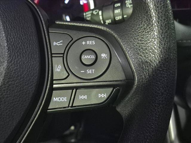 Used 2024 Toyota RAV4 XLE FWD image 13