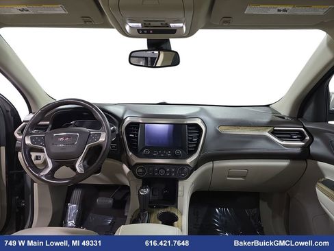 Used 2019 GMC Acadia Denali w/ Technology Package image 9