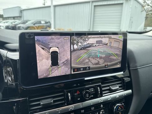 New 2026 Nissan Pathfinder SL image 22