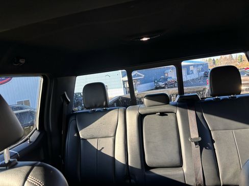 Used 2022 Ford F250 Lariat w/ Tremor Off-Road Package image 41