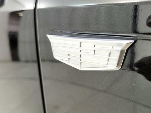 Used 2024 Cadillac Lyriq Luxury RWD image 31