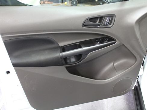 Used 2021 Ford Transit Connect XL image 17