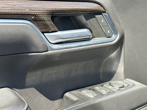 Used 2023 Chevrolet Silverado 1500 RST w/ Z71 Off-Road Package image 15