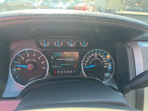 Used 2014 Ford F150 XLT w/ Equipment Group 302A Luxury image 15