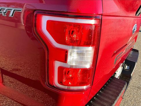 Used 2018 Ford F150 XLT w/ Equipment Group 302A Luxury image 28