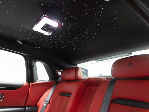Used 2025 Rolls-Royce Ghost image 55