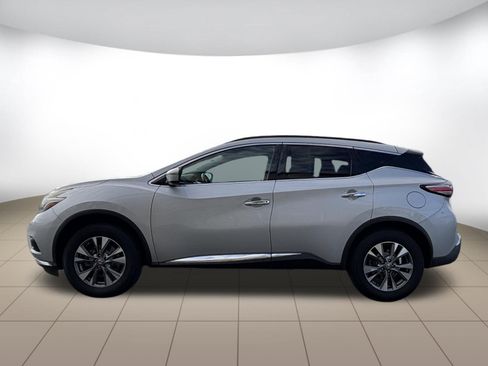 Used 2018 Nissan Murano SV FWD image 4