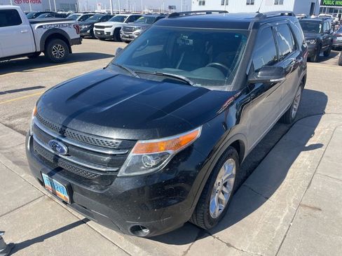 Used 2014 Ford Explorer Limited w/ Equipment Group 301A image 3