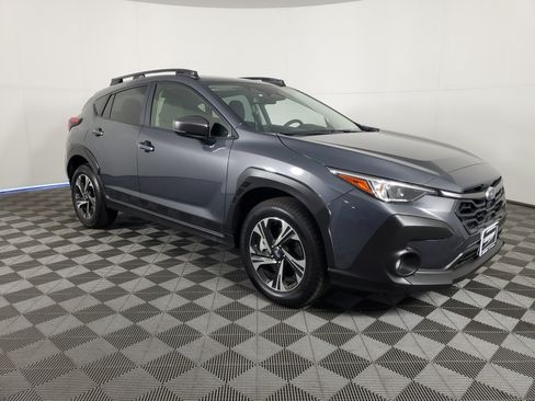 Used 2025 Subaru Crosstrek 2.5i Premium AWD/4WD image 2