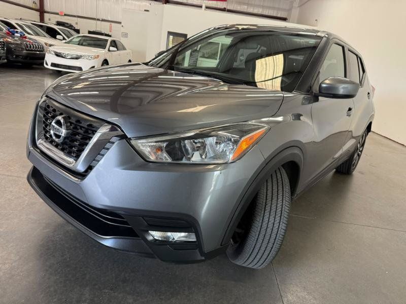 Used 2019 Nissan Kicks SR FWD image 27